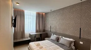 Royal Company Rooms - Image 2