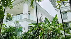 Baan Dhewaran Beachfront Villa - Image 5