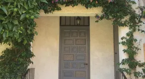 Au Bougainvillier - Image 2