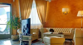 Hotel Lenotel - Image 3