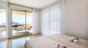 EZE VISTA AP4328 By Riviera Holiday Homes - Image 2