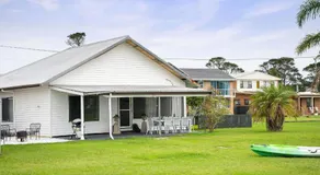 Spacious Waterfront Cottage on Crookhaven River - Image 5