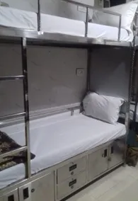 One step hostel male dormitory - Image 2