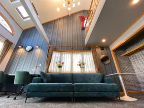 Five room 120 3-Story Private House Entire Home for One Group - Image 3