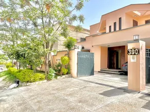 Step Inn Guest House - Image 3