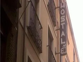 Hostal Albany - Image 4