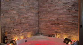 La Era de Lario habitación con Jacuzzi - Image 3