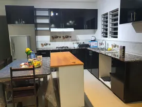 Family Homestay with 3 Bedrooms - Image 4