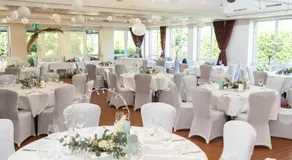Bundt's Hotel & Gartenrestaurant - Image 2