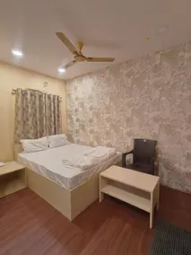 HOTEL ROYAL INN - Image 4