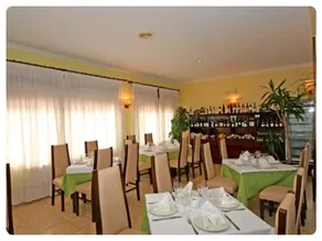Hotel Con D´Arbon - Image 3