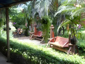 4T Guesthouse - Image 4