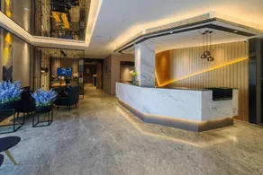 Home Inn Selected Qingdao Taidong Commercial Area Beer Street Zhongshan Park - Image 4