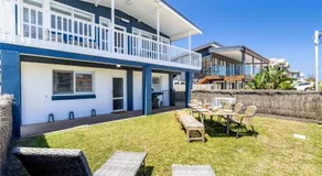 Pet friendly Anna Bay Beach Shack, 44 Ocean Avenue - fantastic 2 storey house with spectacular views - Image 5