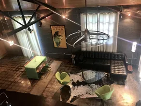 The Hangar Lofts Hotel - Image 2