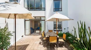 Breakers Resort Apartments - Image 4