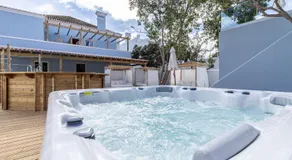 Amália Boutique Suites & Studios - by @ rita´s place - Image 3