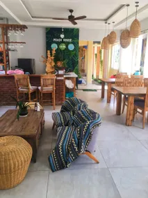 Peach House - Image 3