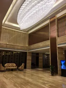 XINGYU GRAND KINGTOWN S HOTEL - Image 4