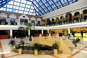 Tang Shan Hotel - Image 2