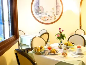 Hotel Rosa - Image 5