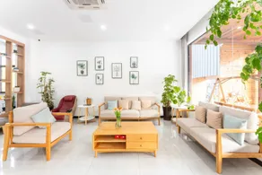Floral Hotel Yinlong Kezhan - Image 2