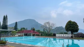 Hotel Greenhill Resort Kemuning - Image 2