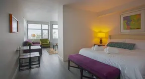 Cali King Size One Bedroom Luxurious Suite in DTSD - Image 2