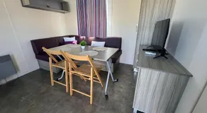 Coral Bungalow - Image 5