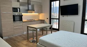 Lake View Terrace - Image 2