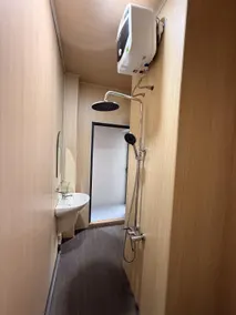 Modern Room - Large Window - Central Bus Station - Image 3