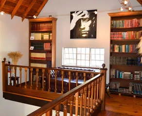 Constantia Guest Lodge - Image 4