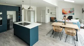 Private room in Modern and Stylish House - Image 4