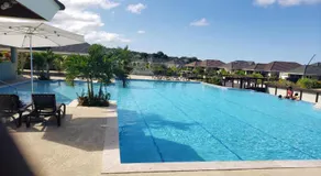 Breathtaking Villa At The Crest - Image 3