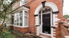 Lovely Room in Doncaster Shared House With Kitchen - Image 4