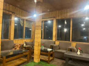 ALBARQ cottages & cafe Gulmarg - Image 3