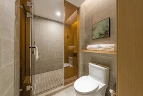 Atour Hotel Nanjing Olympic CBD Near Confucius Temple & NIEC - Image 5