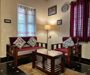 Green View Nest Home Stay - Image 3
