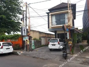 Cafe Locca Hostel Bali - Image 5