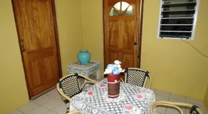 Artist Room Curaçao - Image 2