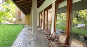 La Vie Pearl- Private Villa- Kadawatha - Image 4