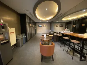IN99 Hotel - Image 4