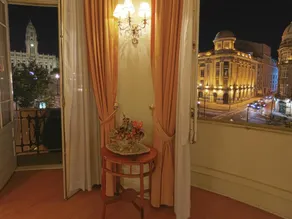 Hotel Aliados - Image 2