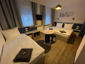 Hotel Central Nürnberg Hauptbahnhof - Image 3