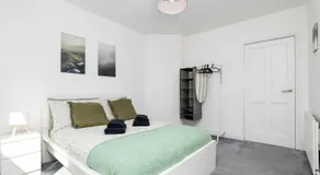 3BR Free Parking Near Hopetoun & Edinburgh Airport - Image 2