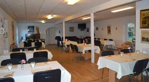 Give Bed & Breakfast - Image 2