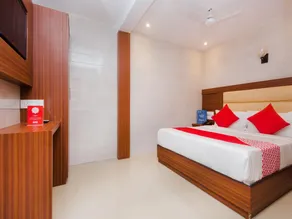 OYO 12257 Hotel Sai Suites - Image 3