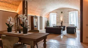 Pavillon Apartments - Image 3