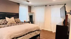 Uptown in 6 Mins - Game Deck - Private Acre - Sleeps 10 - Image 2