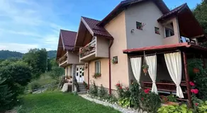 Casa cu Muscate - Image 3